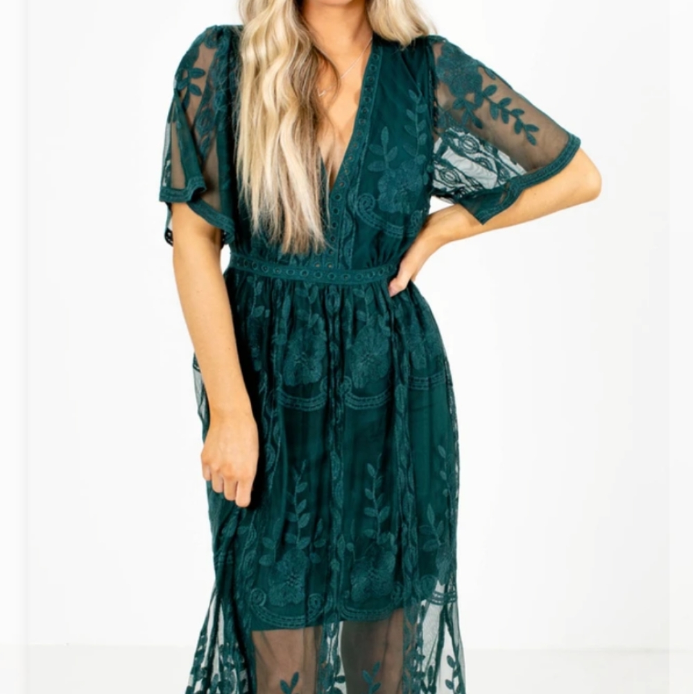 Forest Green Lace Maxi Dress by Haute Monde